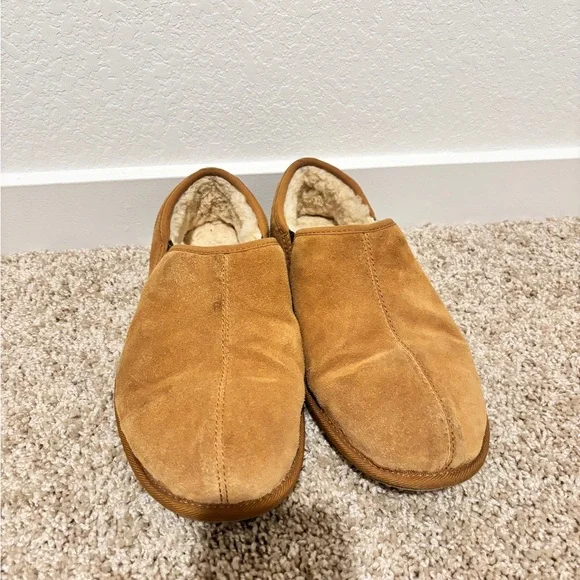 UGG Tan Sheepskin Romeo Men's Slipper Sz 10 - Picture 2 of 7